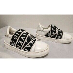 Givenchy Black + White Leather Low Top Logo Strap Kids Sneakers EU 24/US 8